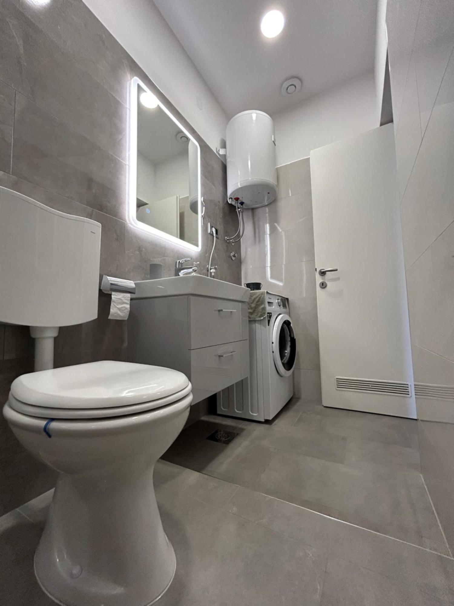 Apartman Maslina シベニク エクステリア 写真