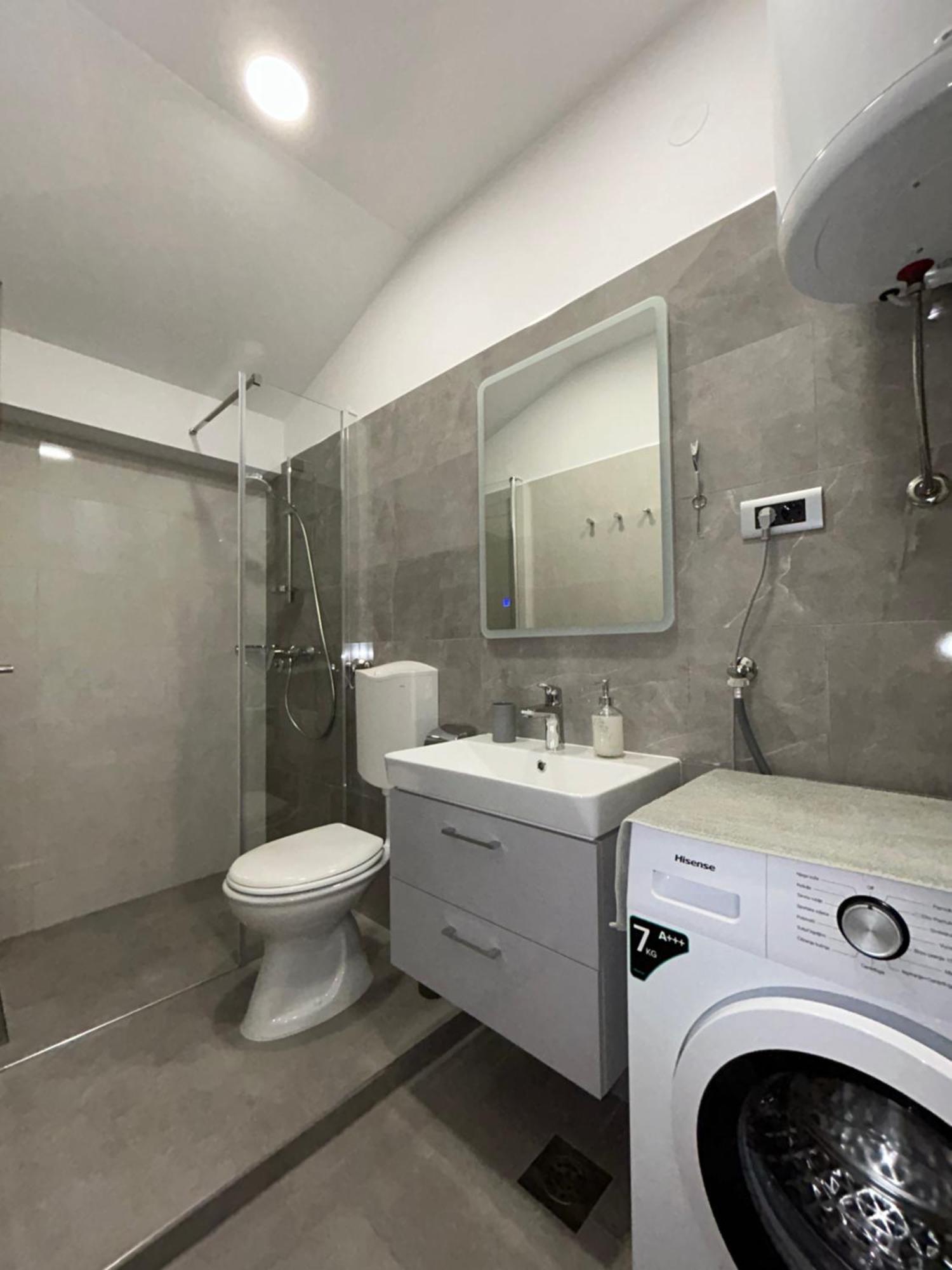 Apartman Maslina シベニク エクステリア 写真